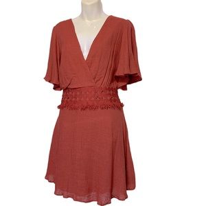 Indilah vneckline bell sleeves dress size large